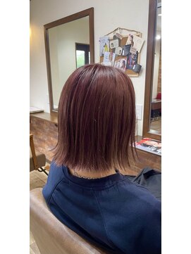 美容室ふくろう 切りっぱなしボブ＋インナーカラー