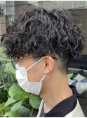 波巻きパーマメンズパーマメンズヘアツーブロックツイストパーマ