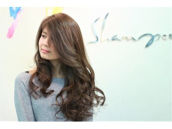 ヘアーアンドメイク シャンプー(hair&make shampoo)の写真/大人女性のためのグレイカラー。髪や頭皮に優しい薬剤を使用し、ダメージレスで上品な艶髪に♪