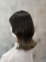 アトリエナガノ(atelier nagano) ニュアンスカラー/センターパート/ツヤ髪スタイル/ブルージュ