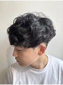 無造作ニュアンスツーブロックメンズパーマ