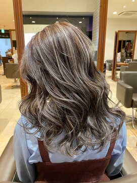 ルッソカナン(Lusso canaan) ハイライトカール