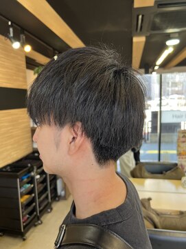 ヘアーラボ ノッシュ 六本松店(Hair Labo Nosh) 前下り刈り上げマッシュ