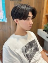 アドラーブル 駅南店(adorable)&nbsp;センターパートソフトツイストパーマメッシュマッシュウルフ