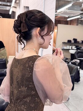 お呼ばれヘア/骨格補正/アップスタイル