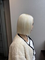 エミーバイモアムー(Emmie byMoremuu)&nbsp;【あいり】ホワイトブロンド