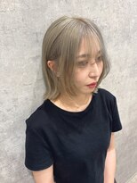 リースリー(Re.3 connecting beauty) ブリーチ2回シルキーブロンド×モテレイヤーカット