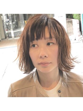 ヘアアンドスペース ベロン(hair&space velon) クセ毛を生かした外ハネボブ