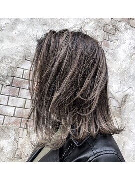 アネラ(Anela) バックコーミンググラデーション