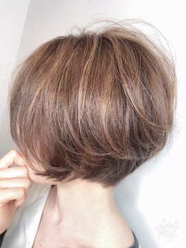 シーデン(C-den) 人気愛されショート×3Dカラー×イルミナ×ハイライト×ベージュ