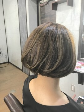 グロウウルマ(GLOW uruma) ベージュハイライト