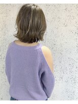 スティードトーキョー(Steed Tokyo)&nbsp;ハイライト × アッシュベージュ × 外ハネボブ【Steed/立川】