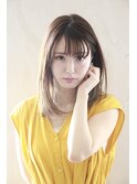 ヒロインベージュカラーｘ毛先軽めミディアムボブ
