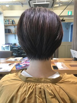 ベック ヘアサロン(BEKKU hair salon) 直毛さんでも簡単スタイリング☆丸みショート