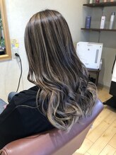 ヘアデザインフルーヴ(hair design fleuve) ハイライトandグラデーション