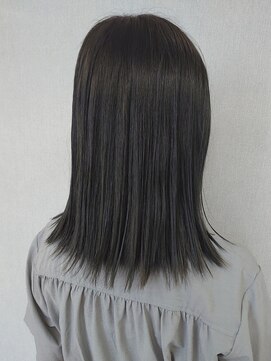 プラーグ ヘアー(Prague Hair) ダークブルー