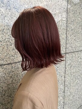 イオエ(ioe) イメチェン/外ハネボブ/ワイドバング/ブルーブラック/美髪