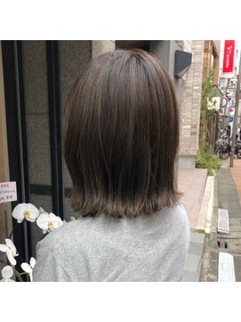 エヌ トーキョー(enu TOKYO) くすみオリーブアッシュ　大人こなれミディ　学芸大学