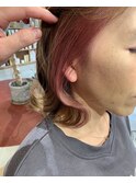 イヤリングカラー　ピンク
