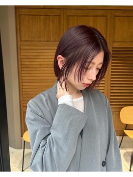 ヤイエ(yiye) ボブ/ミニボブ/顔周りレイヤーカット/ショートボブ/外はねボブ