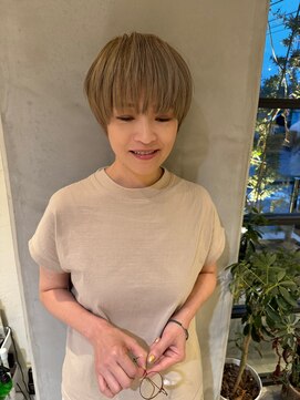 リベラル(liberal) マッシュベースのショートレイヤースタイル