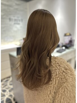 ビーハイブ 一番町店 アヴェダ(BEHIVE) シアーベージュ くびれロング