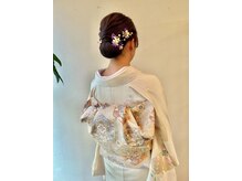カット イン シルバー