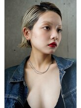 季節やファッションに合わせて、理想のカラーを【ダブルカラー】