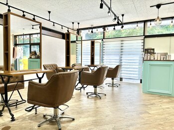 FEELIN'【フィーリン】