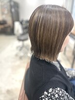ロスコ(ROTHKO)&nbsp;【肩上切りっぱなし&白髪ぼかしハイライト】