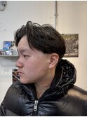 テーパーフェード×センターパートスタイル