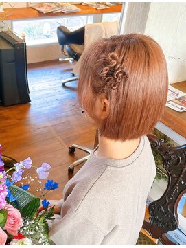 クルールえみ(couleur) ネジネジアレンジ