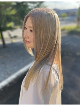 ドール(DOLL) 【痛みを抑えてハイトーンを楽しみたい方】ミルクティブロンド