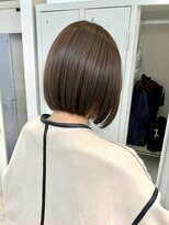 オーレン(Oulen) ボブ・透明感カラーオリーブグレージュ