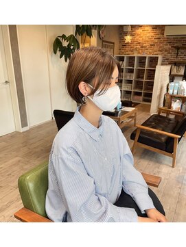 バース プレイス(BIRTH PLACE) 丸みショートボブ