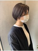 丸みショートボブ20代30代40代耳掛け大人可愛い