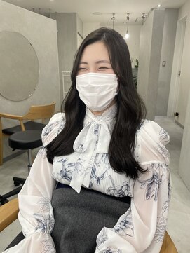 リュンヌ(Lune) グレーカラー×ロングヘア