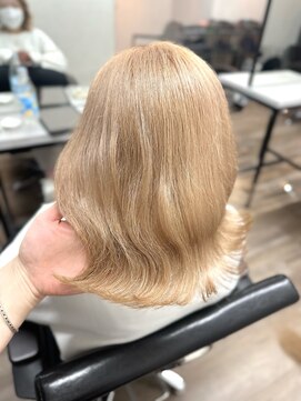 ヴィフ 大船(VIF) バレイヤージュ/ケアブリーチ/ダブルカラークール/エレガント/