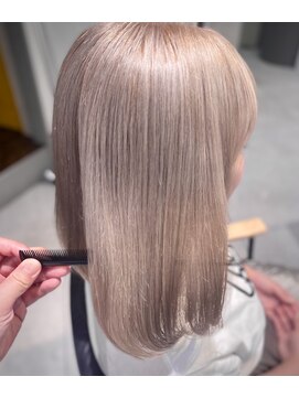 ミエル ヘア 新宿(miel hair) ホワイトミルクティー(^^)