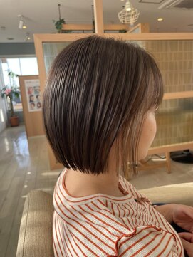 アドラーブル 長岡リップス旭岡店(adorable) 20代30代40代大人可愛いイヤリングカラーミニボブ