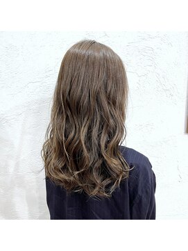 リヒト(LIHIT) ベージュカラー