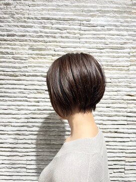 ビス リアン 川口店(Vis lien) 20代30代40代前下がりストレート小顔補正立体カット