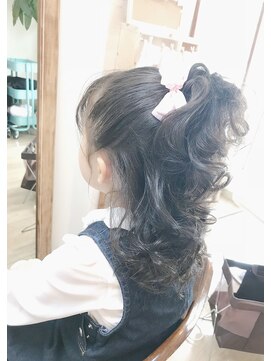 ロカット サロン(Roquat Salon) キッズハーフアップアレンジ【ヘアアレンジ 立川/立川南/袴】