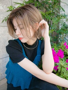 ルティア 池袋(Lutia) ニュアンスボブ　ケアブリーチ　卵型