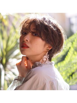 アトリエ フェム(atelier.fem) 動きと柔らかさのあるショートパーマ