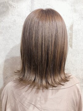 カリーナコークス 原宿 渋谷(Carina COKETH) インナーカラー/アッシュ/ダブルカラー/ケアブリーチ/オージュア