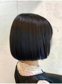 ブリーチインナーカラーブルーカラー丸みショートトリートメント