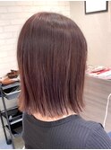 切りっぱなしボブ、ピンクベージュ