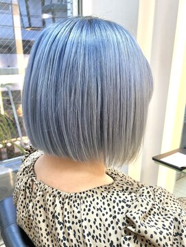 アローラ 三軒茶屋(Allora) ペールカラー×ハイトーンボブ