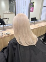 ペレ 渋谷(PELE)&nbsp;デザインカラー/レイヤーカット/ウェットヘア/オリーブベージュ